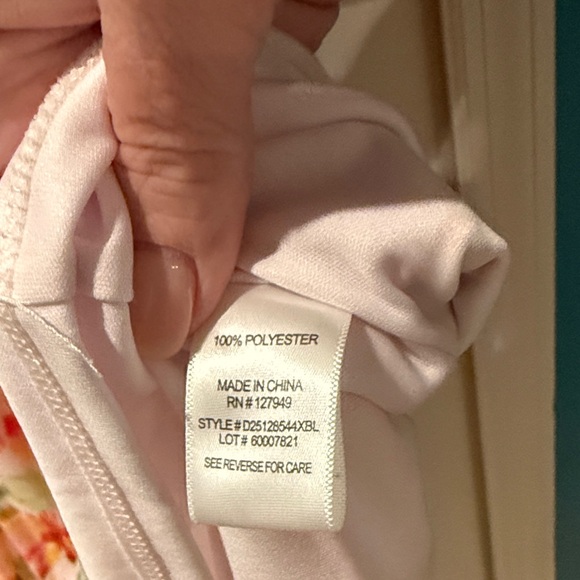 Emma & Michele 1X Colorful Floral Dress - Picture 6 of 8